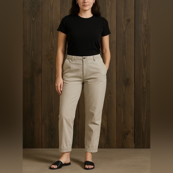 Eddie Bauer Pants - Eddie Bauer Khaki Tapered Pants Women’s 14 (Measured) Pull-On Hem Detail